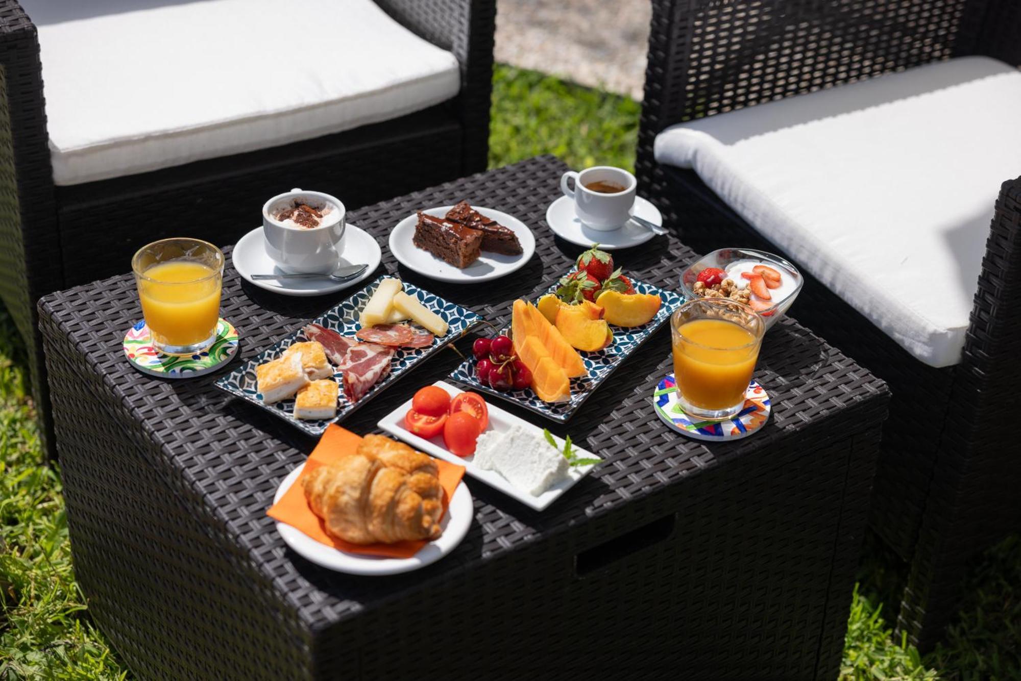 Scario Club Hotell San Giovanni a Piro Exteriör bild